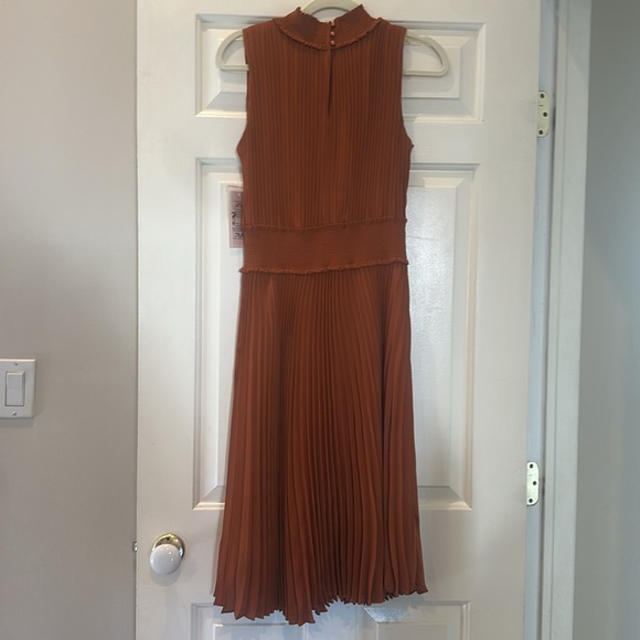 Nanette Laporte dress, gingerbread color,size 8 - Picture 2 of 5